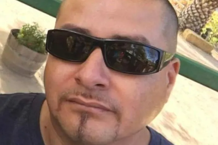 carlos_g.jpg
